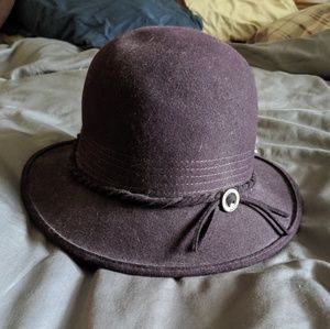 Brixton Kat hat 1920's vintage inspired plum